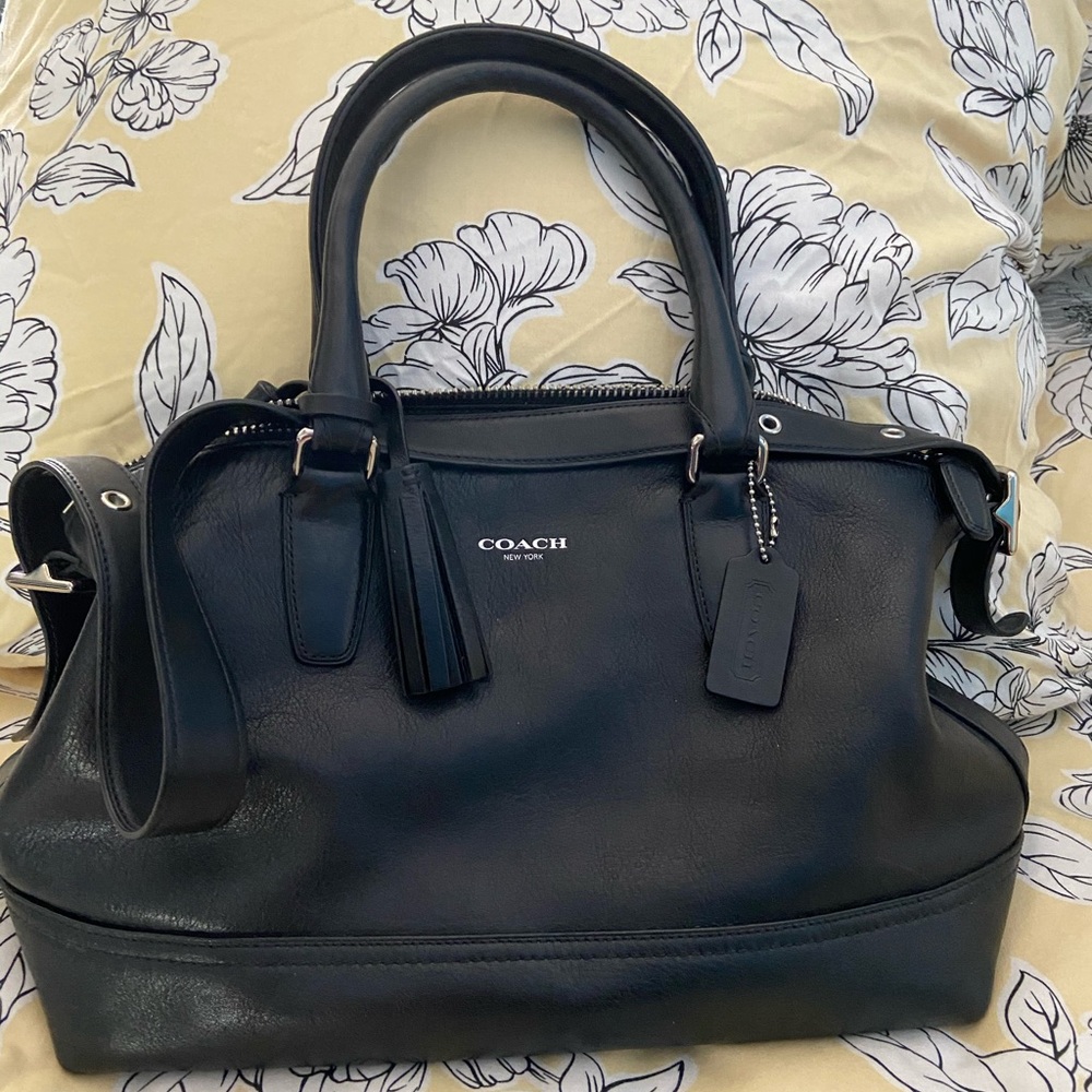 COACH - all leather purse